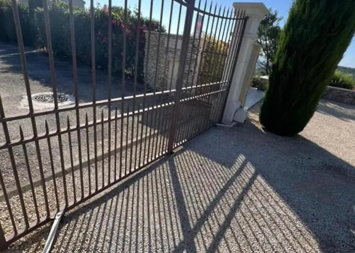 La Bastide De Grosille Savasse