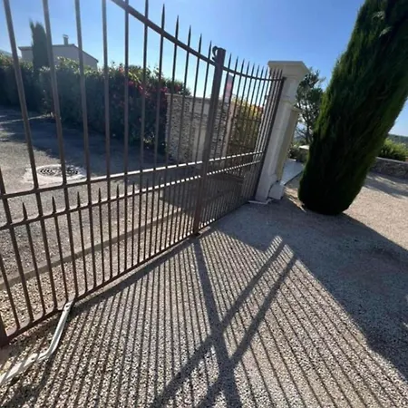 La Bastide De Grosille Savasse