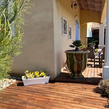 La Bastide De Grosille Bed & Breakfast Savasse