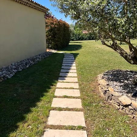 La Bastide De Grosille Couette-café