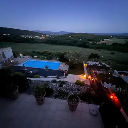 La Bastide De Grosille Bed & Breakfast Savasse