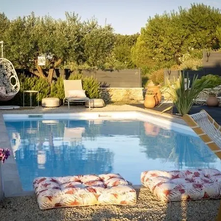 La Bastide De Grosille Bed & Breakfast 3*